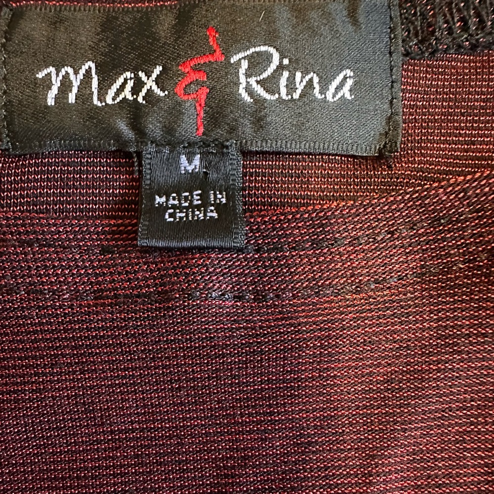 Max & Rina Dark Red Abstract Print Tunic, Size M - Picture 4 of 6